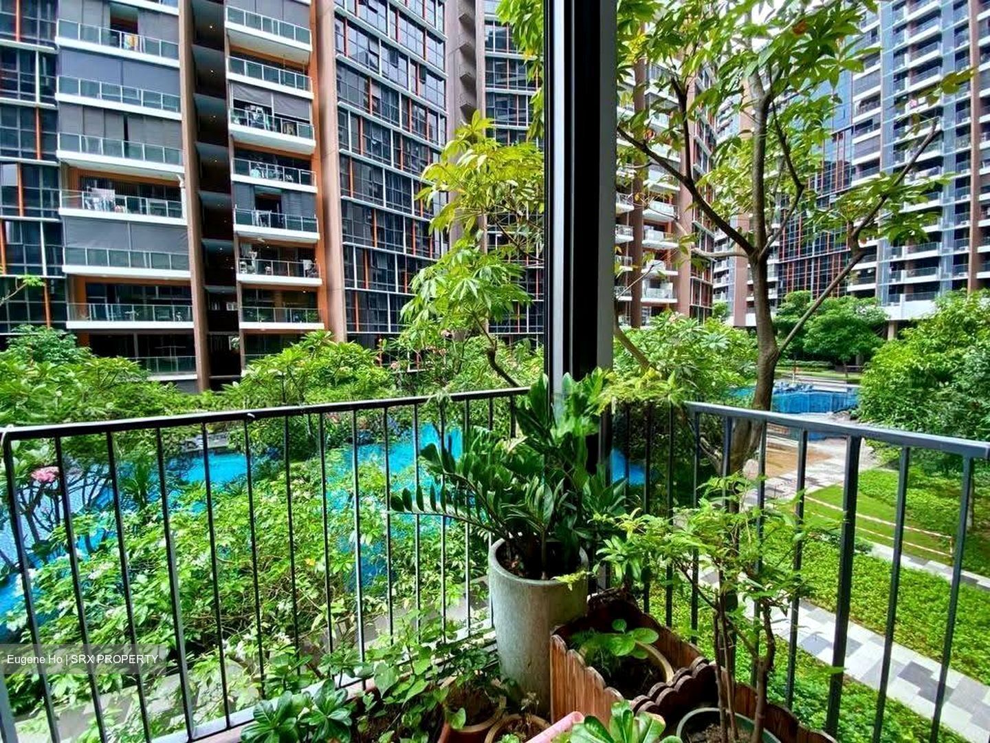 Sims Urban Oasis (D14), Condominium #611093301